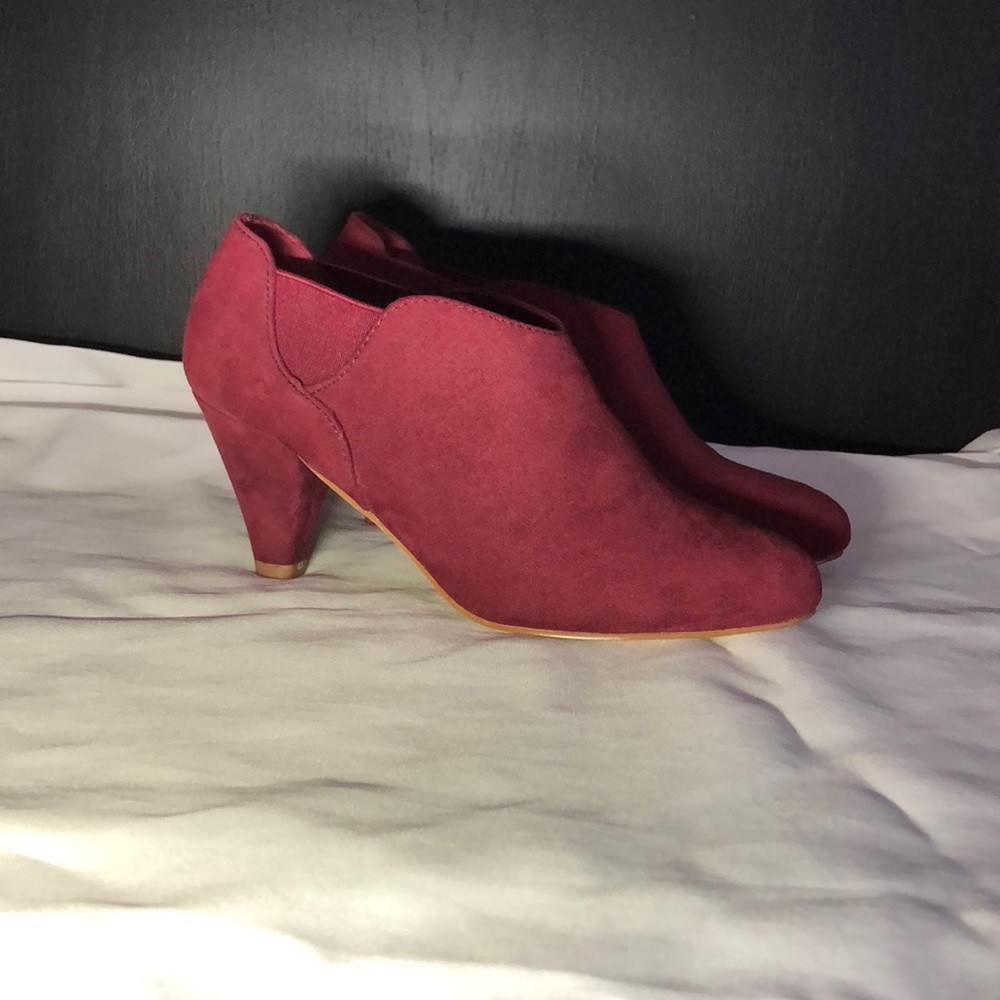 Maroon/red heeled booties